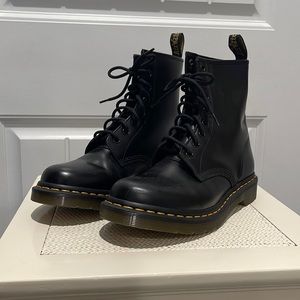 Original Dr. Martens boot, leather with grooved sides with yellow stitching.